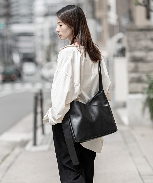 ユニセックス　KLON ショルダーバッグ KLON BUTTERFLY SHOULDER BAG（ショルダーバッグ）｜KLON（クローン