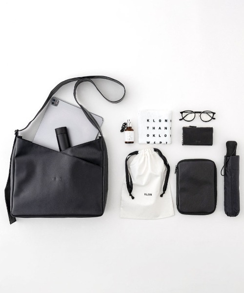 KLON（クローン）の「KLON BUTTERFLY SHOULDER BAG（ショルダーバッグ・レディース・ブラック・FREE）」の20枚目の写真