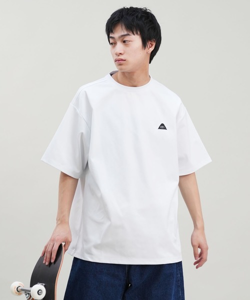 POLeR(ポーラー)の「【ムラサキスポーツ限定】POLER/ポーラー 半袖Tシャツ/ラッシュガード 水陸両用 UVケア ブランドロゴ 249MCV0023(Tシャツ/カットソー・メンズ・ホワイト/ブラック/グレー・M/L/XL)」の4枚目の写真