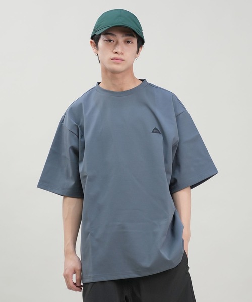 POLeR(ポーラー)の「【ムラサキスポーツ限定】POLER/ポーラー 半袖Tシャツ/ラッシュガード 水陸両用 UVケア ブランドロゴ 249MCV0023(Tシャツ/カットソー・メンズ・ホワイト/ブラック/グレー・M/L/XL)」の16枚目の写真