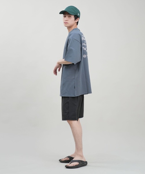 POLeR(ポーラー)の「【ムラサキスポーツ限定】POLER/ポーラー 半袖Tシャツ/ラッシュガード 水陸両用 UVケア ブランドロゴ 249MCV0023(Tシャツ/カットソー・メンズ・ホワイト/ブラック/グレー・M/L/XL)」の20枚目の写真