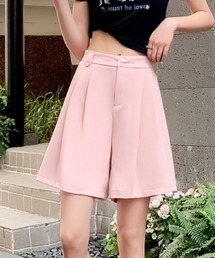 emi+（エミプラス）の「五分丈タックショートパンツ（その他パンツ）」