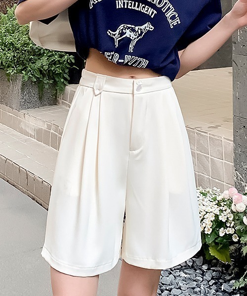 Diosfront(ディオスフロント)の「五分丈タックショートパンツ(その他パンツ・レディース・ブラック/パープル/ピンク/アイボリー・M/L)」の5枚目の写真