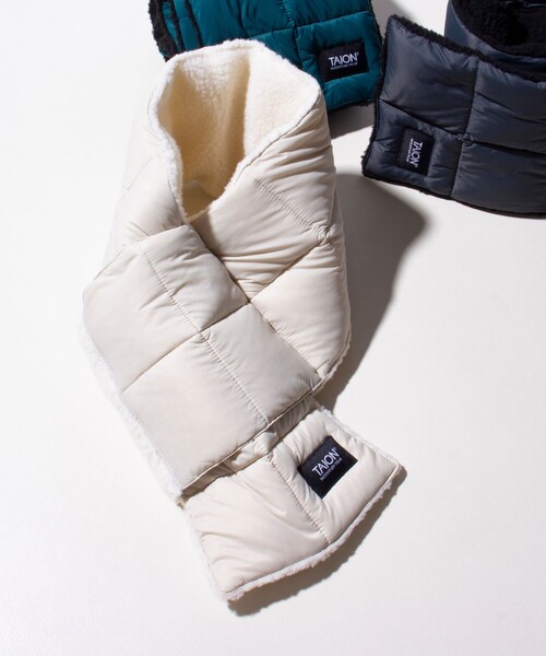 TAION（タイオン）の「【TAION/タイオン】GLOSTER別注 ボアリバーシブルマフラー ダウンマフラー 差し込み（マフラー・メンズ・オリーブ/ブラック/ホワイト系その他2/ホワイト系その他/ダークブルー/ダークグレー・FREE）」の2枚目の写真