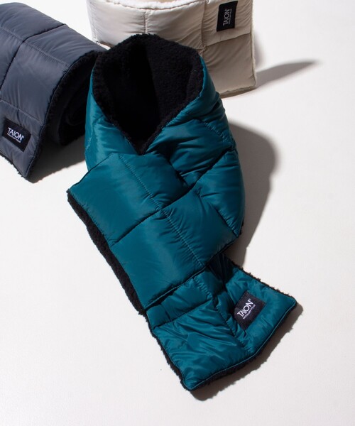 TAION（タイオン）の「【TAION/タイオン】GLOSTER別注 ボアリバーシブルマフラー ダウンマフラー 差し込み（マフラー・メンズ・オリーブ/ブラック/ホワイト系その他2/ホワイト系その他/ダークブルー/ダークグレー・FREE）」の6枚目の写真