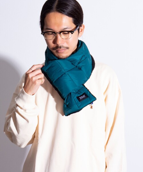 TAION（タイオン）の「【TAION/タイオン】GLOSTER別注 ボアリバーシブルマフラー ダウンマフラー 差し込み（マフラー・メンズ・オリーブ/ブラック/ホワイト系その他2/ホワイト系その他/ダークブルー/ダークグレー・FREE）」の8枚目の写真