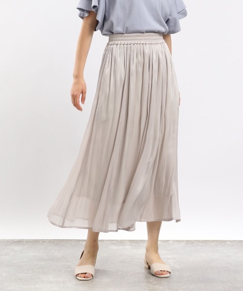 GLOBAL WORK Smile Seed Store（グローバルワーク スマイルシードストア）の「シャイニーフレアスカート/116018（スカート・レディース・ブラック/ブルー/グレイッシュベージュ・SMALL/MEDIUM/LARGE/X-LARGE）」の3枚目の写真