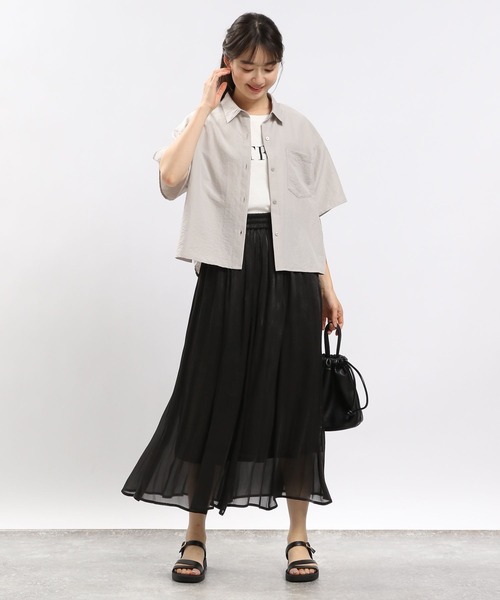 GLOBAL WORK Smile Seed Store（グローバルワーク スマイルシードストア）の「シャイニーフレアスカート/116018（スカート・レディース・ブラック/ブルー/グレイッシュベージュ・SMALL/MEDIUM/LARGE/X-LARGE）」の13枚目の写真