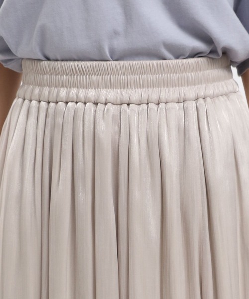 GLOBAL WORK Smile Seed Store（グローバルワーク スマイルシードストア）の「シャイニーフレアスカート/116018（スカート・レディース・ブラック/ブルー/グレイッシュベージュ・SMALL/MEDIUM/LARGE/X-LARGE）」の10枚目の写真