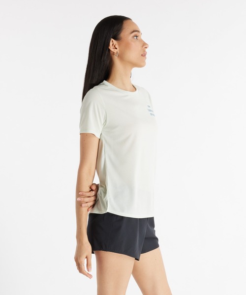 NEW BALANCE(ニューバランス)の「シーズナルグラフィックランショートスリーブTシャツ(Tシャツ/カットソー・レディース・ミント・SMALL/MEDIUM/LARGE/X-LARGE)」の2枚目の写真