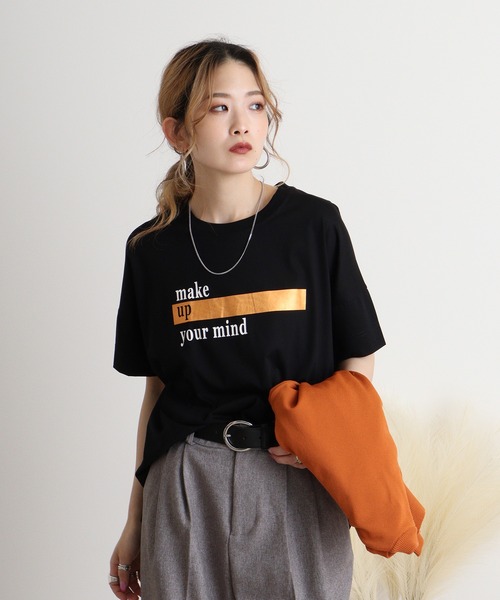 BRODIAEA(ブローディア)の「BRODIAEA ロゴ×箔プリント極サラTシャツ(Tシャツ/カットソー・レディース・ライム/サーモンピンク/ブラック/シルバーグレー/マスタード・40)」の2枚目の写真