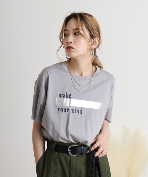 BRODIAEA(ブローディア)の「BRODIAEA ロゴ×箔プリント極サラTシャツ(Tシャツ/カットソー・レディース・ライム/サーモンピンク/ブラック/シルバーグレー/マスタード・40)」の11枚目の写真