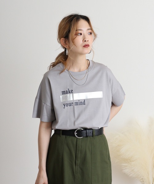 BRODIAEA(ブローディア)の「BRODIAEA ロゴ×箔プリント極サラTシャツ(Tシャツ/カットソー・レディース・ライム/サーモンピンク/ブラック/シルバーグレー/マスタード・40)」の12枚目の写真