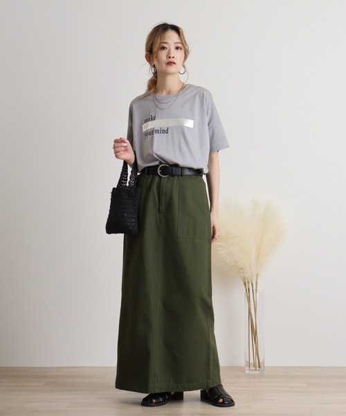 BRODIAEA(ブローディア)の「BRODIAEA ロゴ×箔プリント極サラTシャツ(Tシャツ/カットソー・レディース・ライム/サーモンピンク/ブラック/シルバーグレー/マスタード・40)」の14枚目の写真