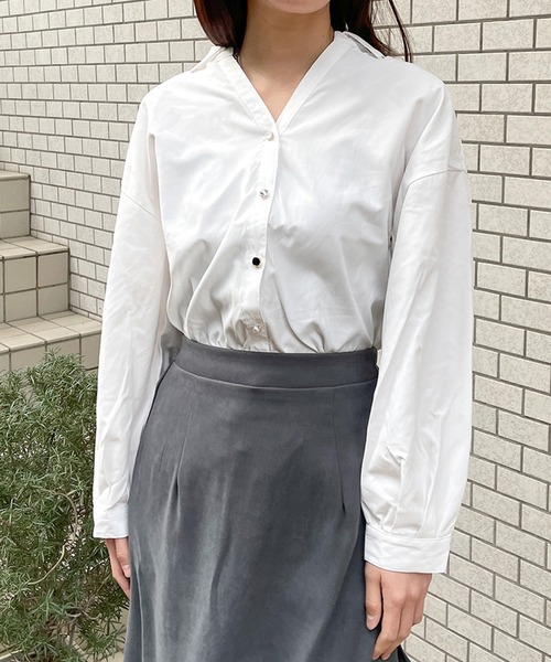GORGE(ゴージ)の「バックリボンタケノコタックブラウス(シャツ/ブラウス・レディース・ラベンダー/ピンク/ホワイト系その他/ブラック/ブラウン系/オフホワイト/ブラック系その他・F)」の2枚目の写真