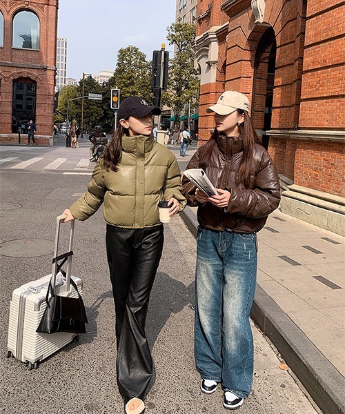 c.u.l(シーユーエル)の「ボリューム エコレザーテイスト エコダウンジャケット culw740(ダウンジャケット/コート・レディース・ホワイト/カーキ/ブラック・M/L)」の14枚目の写真