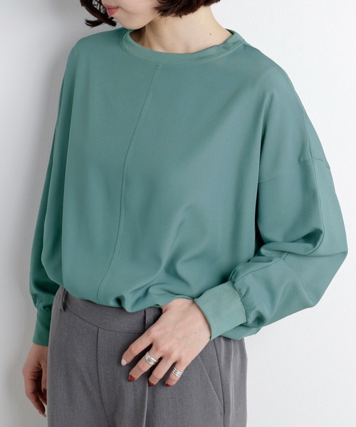 BELLUNA PLUS（ベルーナ）の「きれい見えドルマンプルオーバー（Tシャツ/カットソー・レディース・チャコール/オレンジ/ライム/ターコイズブルー/グレー/ブルー/アイボリー/ワイン/イエロー/セージグリーン・MEDIUM/LARGE/X-LARGE）」の6枚目の写真