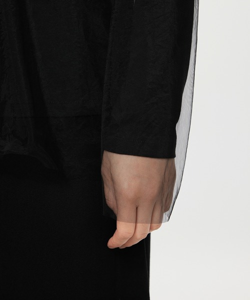 JNBY（ジェーエヌビーワイ）の「Light & Sheer Tulle Top（Tシャツ/カットソー・レディース・ベージュ/ブラック・40/38/36）」の7枚目の写真