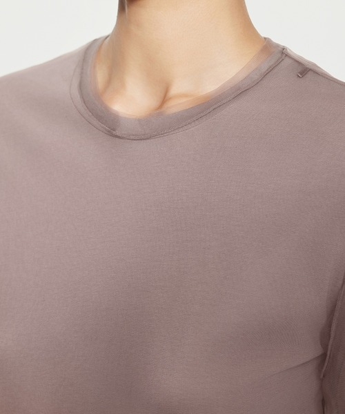 JNBY（ジェーエヌビーワイ）の「Light & Sheer Tulle Top（Tシャツ/カットソー・レディース・ベージュ/ブラック・40/38/36）」の17枚目の写真