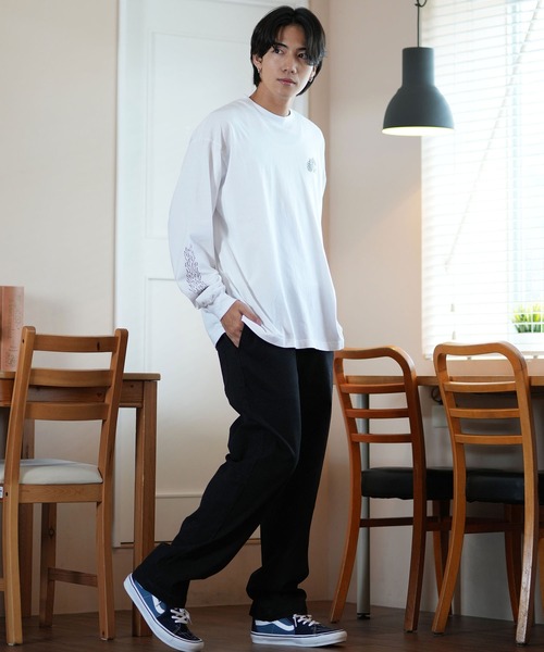 LURKING CLASS(ラーキングクラス)の「【ムラサキスポーツ限定】LURKING CLASS/ラーキングクラス ロンT/長袖Tシャツ バックプリント TRASH FIRE L/S TEE ST24HTM02(Tシャツ/カットソー・メンズ・ブラック/ホワイト・L/M/XL)」の5枚目の写真