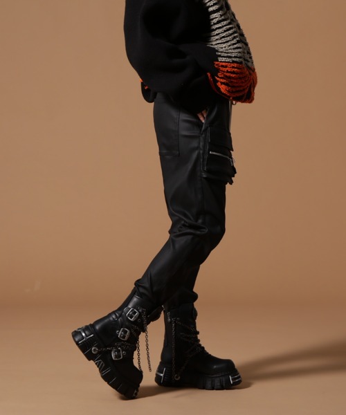 DANKE SCHON（ダンケシェーン）の「【WEB&DEPOT限定】DankeSchon/ダンケシェーン/COATING FLAP POCKET PANTS（その他パンツ・レディース・ブラック・M/S/L/XL）」の8枚目の写真