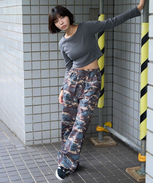 SHORT ROUND（ショートラウンド）の「SHORT ROUND/ショートロゴリブロンT（Tシャツ/カットソー・レディース・グレー/スミクロ・FREE）」の7枚目の写真