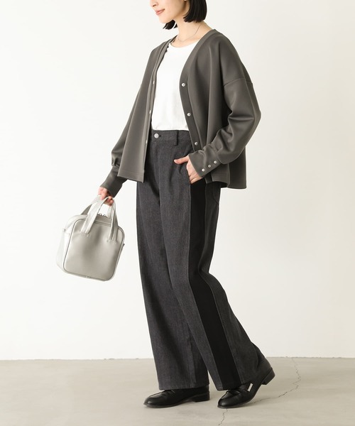 n'OrLABEL(ノアールレーベル)の「スウェット×デニムワイドパンツ(デニムパンツ・レディース・ブラック/インディゴブルー・1/2)」の3枚目の写真