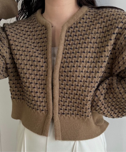 lawgy（ラウジー）の「reversible pattern front point knit / リバーシブルパターンフロントポイントニット（ニット/セーター・レディース・ブラウン/ヘザーグレー/クリーム・FREE）」の8枚目の写真