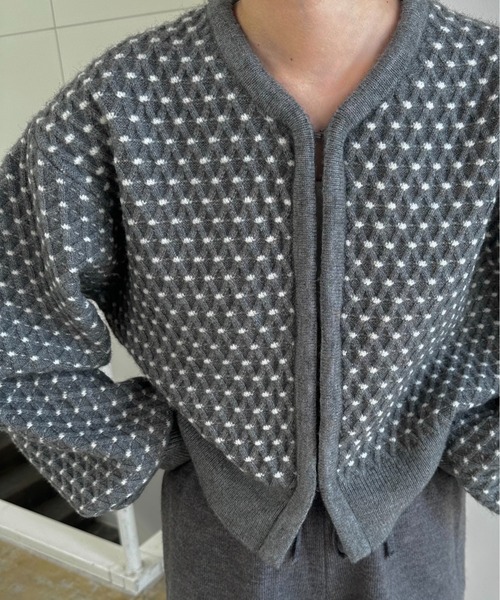 lawgy（ラウジー）の「reversible pattern front point knit / リバーシブルパターンフロントポイントニット（ニット/セーター・レディース・ブラウン/ヘザーグレー/クリーム・FREE）」の20枚目の写真