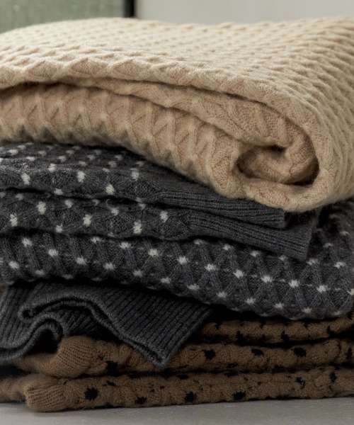 lawgy（ラウジー）の「reversible pattern front point knit / リバーシブルパターンフロントポイントニット（ニット/セーター・レディース・ブラウン/ヘザーグレー/クリーム・FREE）」の15枚目の写真