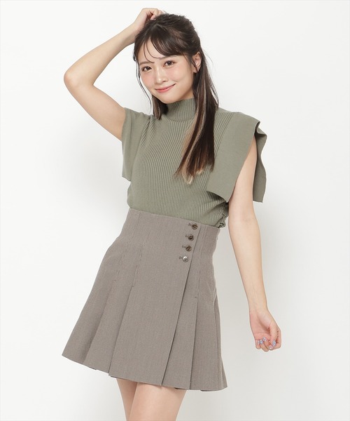 REDYAZEL（レディアゼル）の「ハイウエストタックチェックミニスカート（スカート・レディース・ブラック/ブラウン・MEDIUM/SMALL）」の2枚目の写真