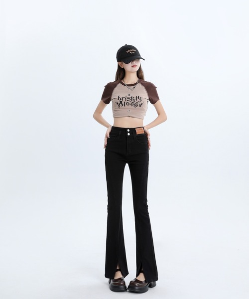 aimoha（アイモハ）の「【Aimoha】スリットマイクロフレアジーンズ（デニムパンツ・レディース・ブラック/ライトブルー/ブルー・LARGE/MEDIUM/SMALL）」の16枚目の写真