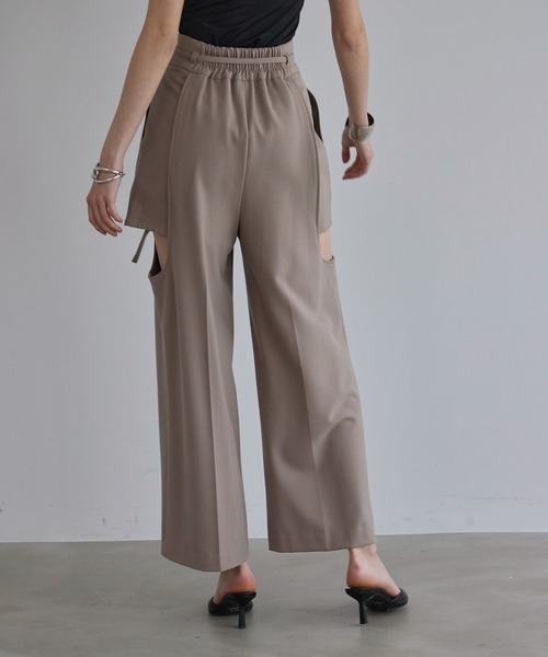 MIELI INVARIANT(ミエリインヴァリアント)の「Soft Warm Hole Slacks(スラックス・レディース・ブラック/グレー系その他/モカ・SMALL/MEDIUM)」の20枚目の写真