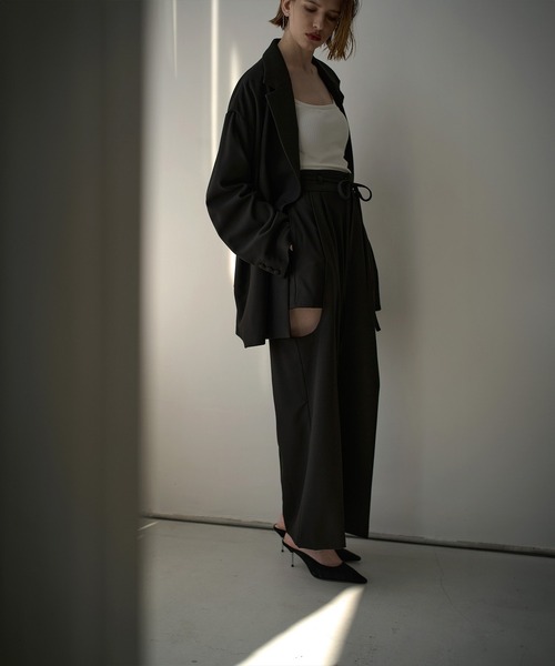 MIELI INVARIANT(ミエリインヴァリアント)の「Soft Warm Hole Slacks(スラックス・レディース・ブラック/グレー系その他/モカ・SMALL/MEDIUM)」の7枚目の写真