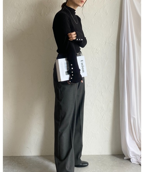 She's Closet(シーズクローゼット)の「長袖タイトハイネックリブ袖ボタンニットトップス(ニット/セーター・レディース・オレンジ/レッド/杢グレー/アイボリー/ブラック/マスタード/カーキ/ブラウン・FREE)」の16枚目の写真