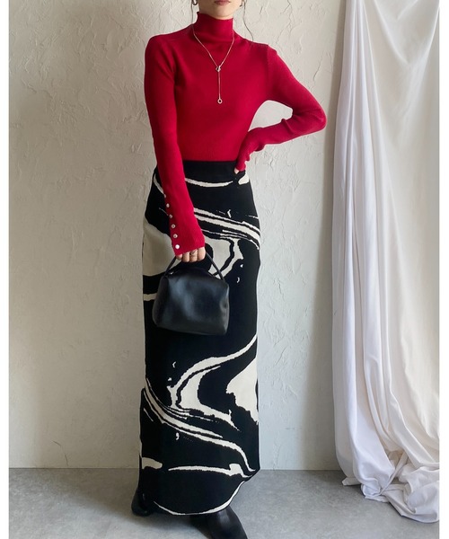 She's Closet(シーズクローゼット)の「長袖タイトハイネックリブ袖ボタンニットトップス(ニット/セーター・レディース・オレンジ/レッド/杢グレー/アイボリー/ブラック/マスタード/カーキ/ブラウン・FREE)」の17枚目の写真
