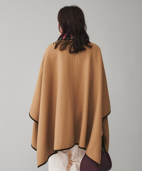 UNTITLED（アンタイトル）の「◆【 TRADITIONAL WEATHERWEAR 】RENFREW  ポンチョコート（ポンチョ・レディース・キャメル/ブラック・02）」の9枚目の写真