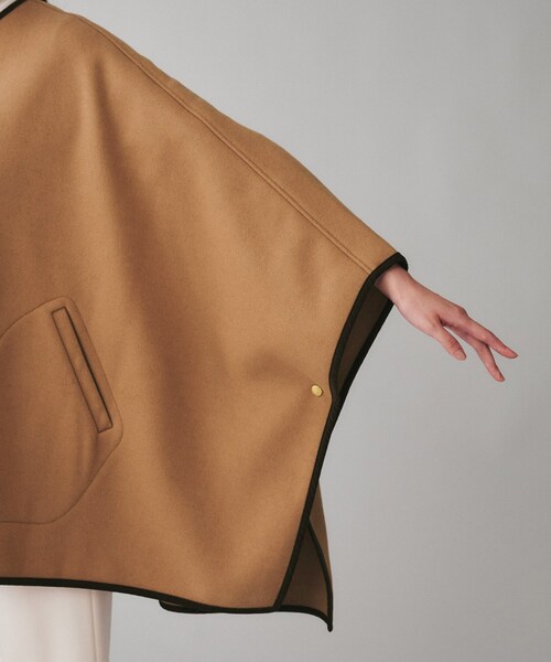 UNTITLED（アンタイトル）の「◆【 TRADITIONAL WEATHERWEAR 】RENFREW  ポンチョコート（ポンチョ・レディース・キャメル/ブラック・02）」の16枚目の写真