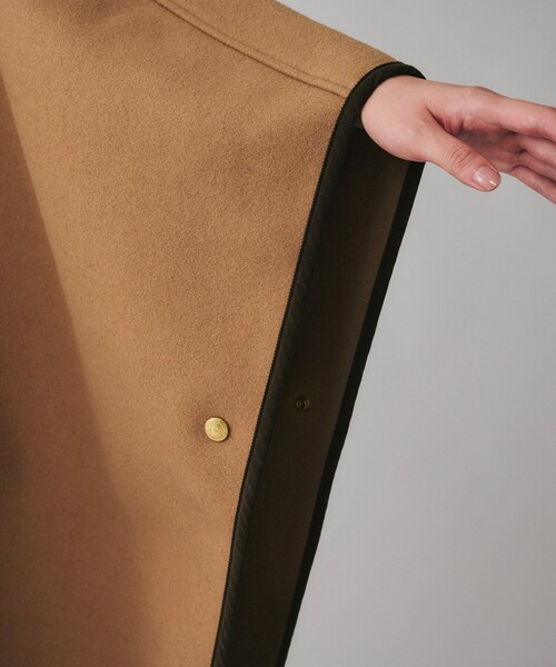 UNTITLED（アンタイトル）の「◆【 TRADITIONAL WEATHERWEAR 】RENFREW  ポンチョコート（ポンチョ・レディース・キャメル/ブラック・02）」の17枚目の写真