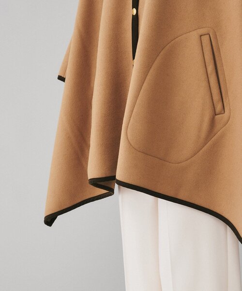 UNTITLED（アンタイトル）の「◆【 TRADITIONAL WEATHERWEAR 】RENFREW  ポンチョコート（ポンチョ・レディース・キャメル/ブラック・02）」の20枚目の写真