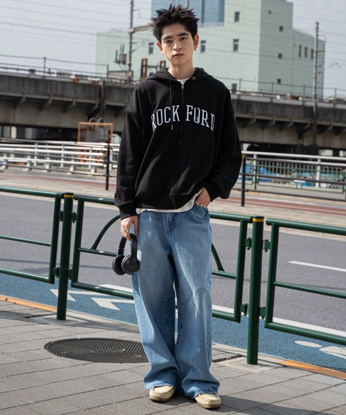 WEGO（ウィゴー）の「WEGO/ワッペンロゴジップパーカー（パーカー・メンズ・ブラウン/ブラック/ダークグリーン/杢グレー・MEDIUM/LARGE）」の15枚目の写真