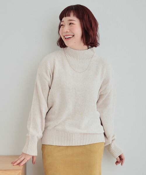 ベージュニットかりめろ様 セール】肌触り柔らか ベロアモール モックネックニット（ニット