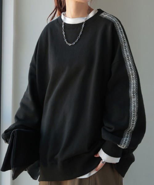 HUG.U(ハグユー)の「スポーティースウェット セットアップ可能(スウェット・レディース・ブラック/ホワイト・FREE)」の10枚目の写真