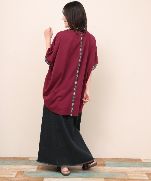 チチカカ(チチカカ)の「ドルマンコクーンジャカードプルオーバー(Tシャツ/カットソー・レディース・ボルドー/ブラック/ベージュ/グレー・FREE)」の19枚目の写真