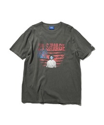 LFYT | LFYT ラファイエット【Lafayette】× トゥエニーワン・サヴェージ【21 Savage】- Tシャツ【FLAGS TEE LE240119】(Tシャツ/カットソー)