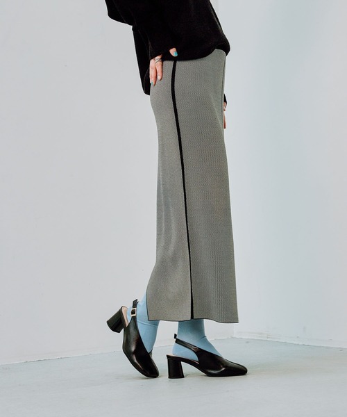 LEPSIM(レプシィム)の「14ゲージアソート柄ニットスカート 286165(スカート・レディース・ブラック/ブラック系その他/ネイビー・FREE/TALL)」の17枚目の写真