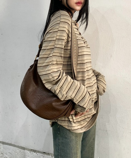 lilful（リルフル）の「パネル柄ベルトハーフムーンミニバッグ グランジ（ショルダーバッグ・レディース・ブラック/カーキ/ブラウン・F）」の20枚目の写真