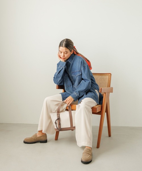 BAYFLOW（ベイフロー）の「[抗菌消臭付き]アソートローファー（ローファー・レディース・ライトベージュ/ブラック・LARGE/MEDIUM）」の3枚目の写真