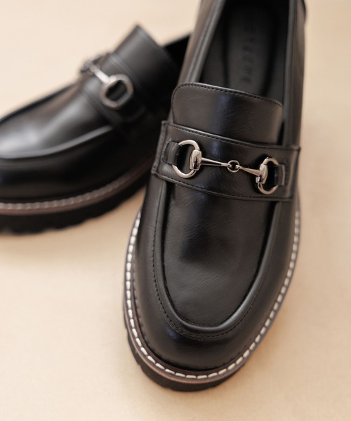 BAYFLOW（ベイフロー）の「[抗菌消臭付き]アソートローファー（ローファー・レディース・ライトベージュ/ブラック・LARGE/MEDIUM）」の7枚目の写真