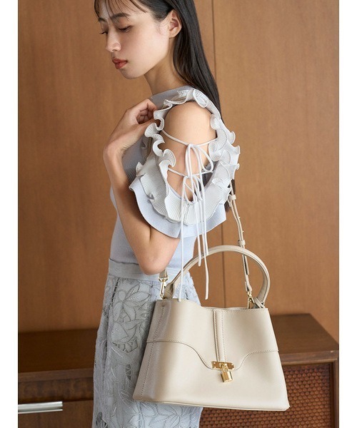 SNIDEL（スナイデル）の「パッドロックバッグ（ショルダーバッグ・レディース・ブラック/ライトベージュ/ピンクベージュ/サックスブルー/アイボリー/ライトブルー・FREE/F）」の15枚目の写真